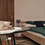 Karmelowy Zakatek 招待所 3*