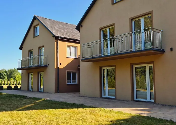 ゲストハウス Karmelowy Zakatek 3*