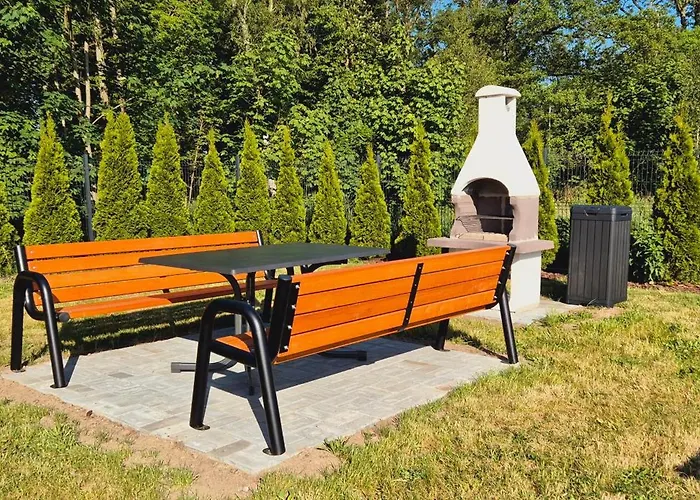 Karmelowy Zakatek ゲストハウス ダルウォボ