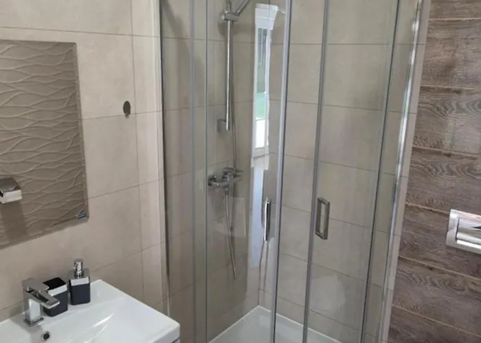 Karmelowy Zakatek ゲストハウス ダルウォボ