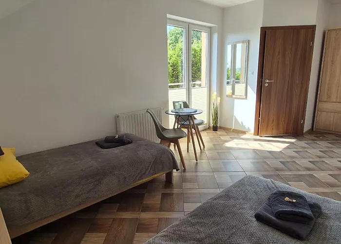 Karmelowy Zakatek ゲストハウス 3*