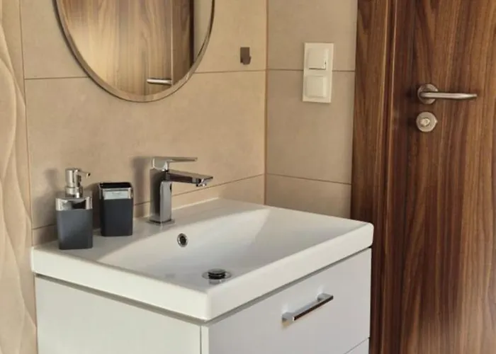 ゲストハウス Karmelowy Zakatek