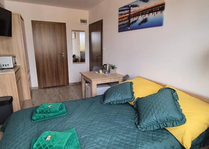 ゲストハウス Karmelowy Zakatek