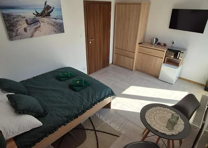 Karmelowy Zakatek ゲストハウス 3*